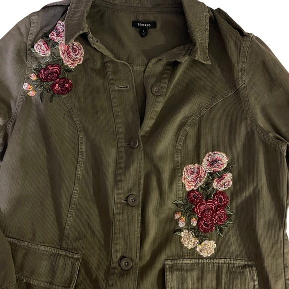 Torrid Jacket Green Button Up Jean Embroidered Roses Womens 1X - Picture 4 of 7